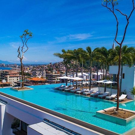 Pier 57 - 510 Luxury Rooftop 2 Bedroom Condo In Romantic Zone بويرتو فالارتا المظهر الخارجي الصورة